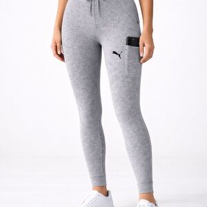 Puma Fusion Pocket Tight Leggings
Gray Heather Women's Medium NWT